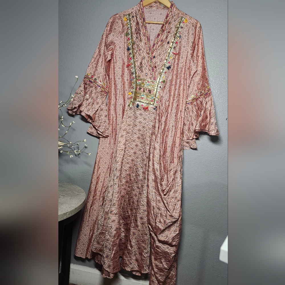 Chic Pink Women's Robe - Picture 5 of 16